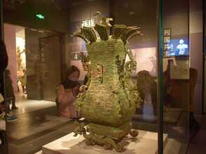 2月19日上午去了河南博物院