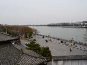 2月20日中午去看了洛阳龙门石窟（二）