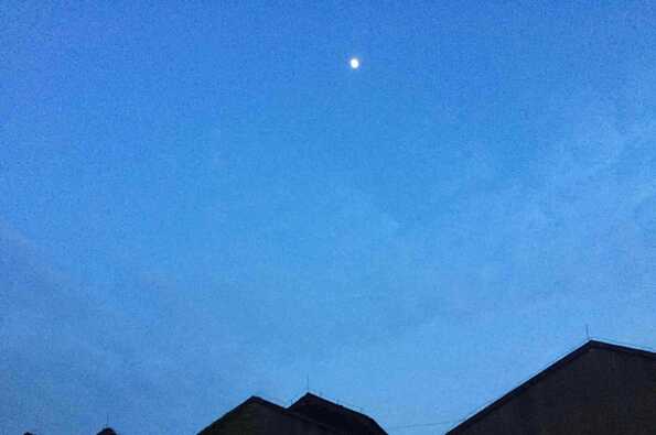 昨日成都街头晴天和落日