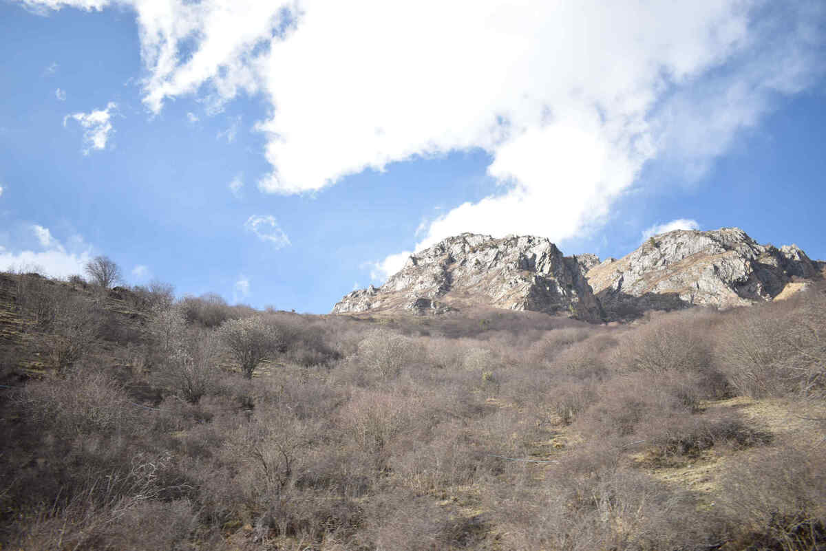 清明二日至阿坝黑水县等地之晴空与其他